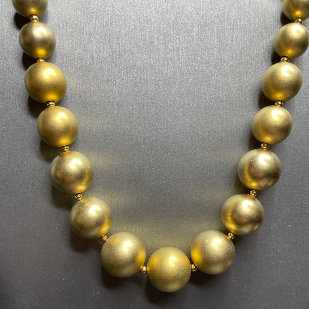 Cascading Large Gold Round Bead Necklace 20” 18.7mm Wilma Flinstone Necklace.